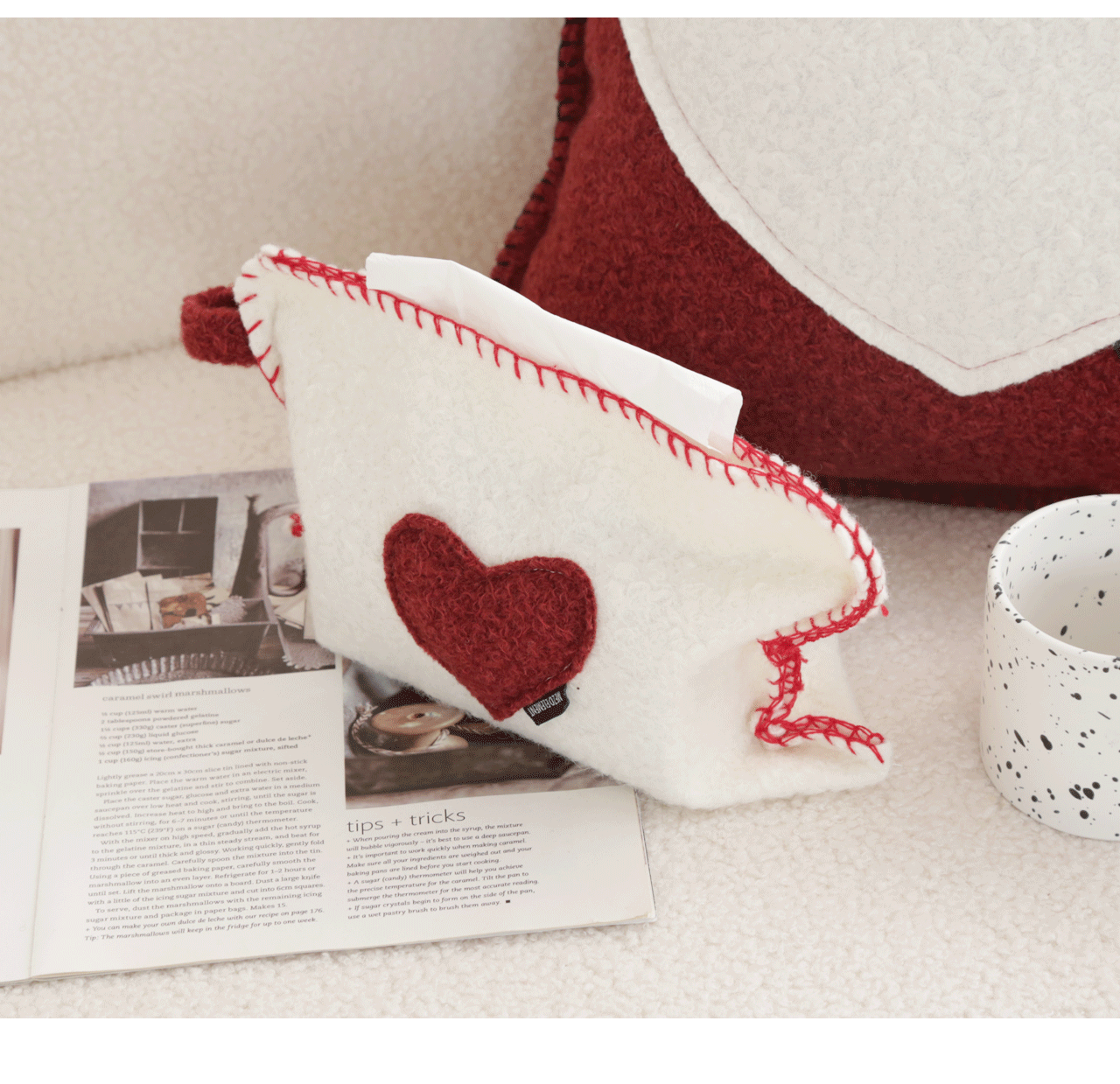 Fuzzy Heart-Shaped Tissue Box Cover - Red & White Color Options