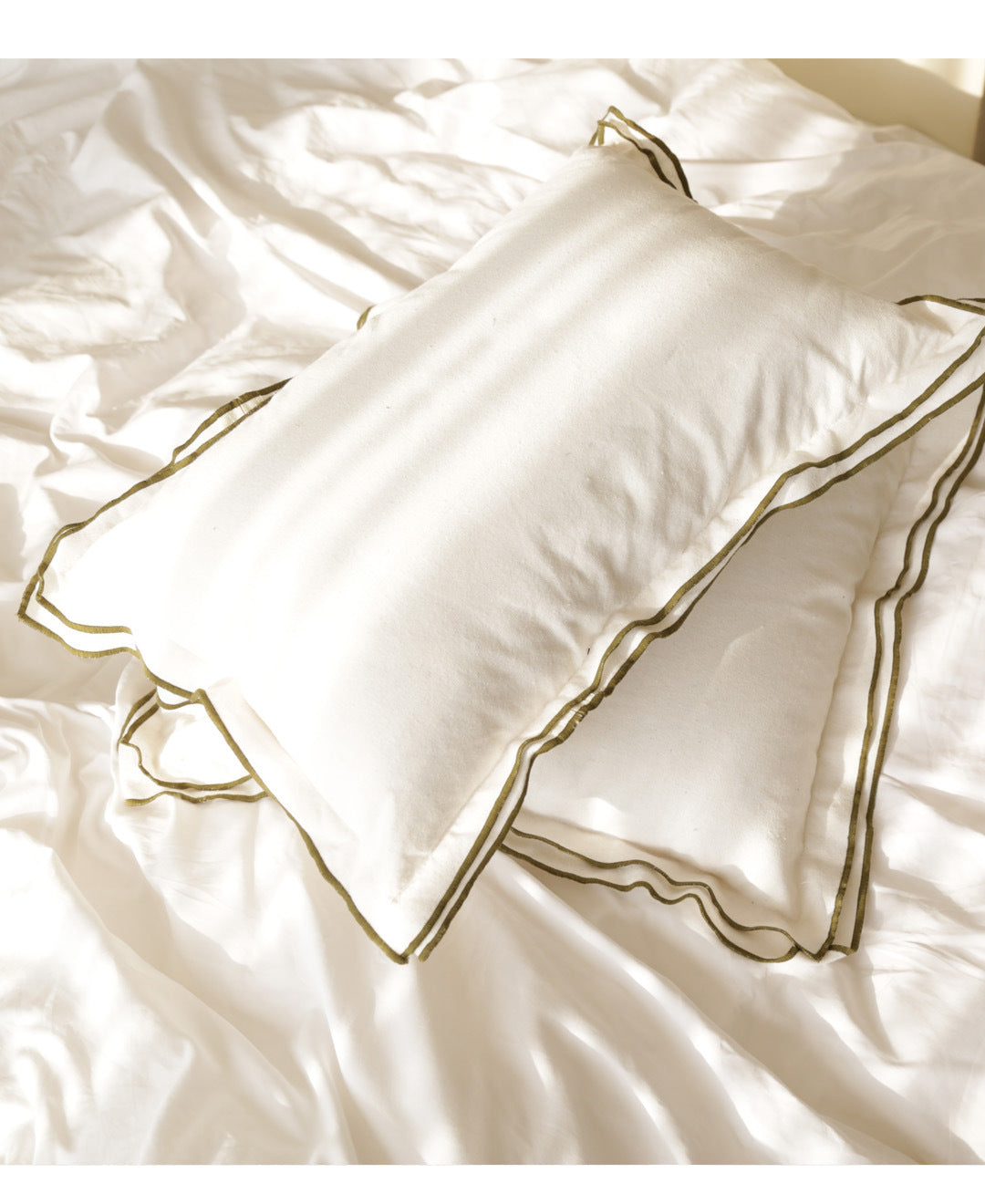 Double-Edge Pressed Linen Blend Throw Pillow