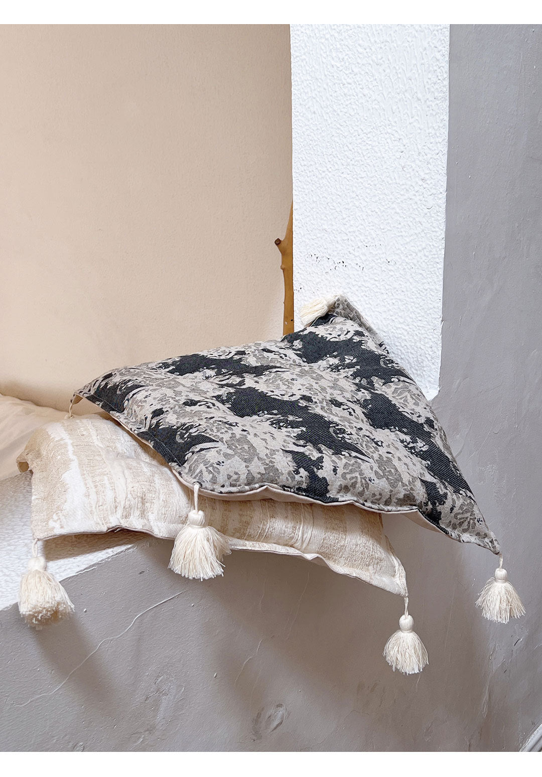 Fringe Cushion