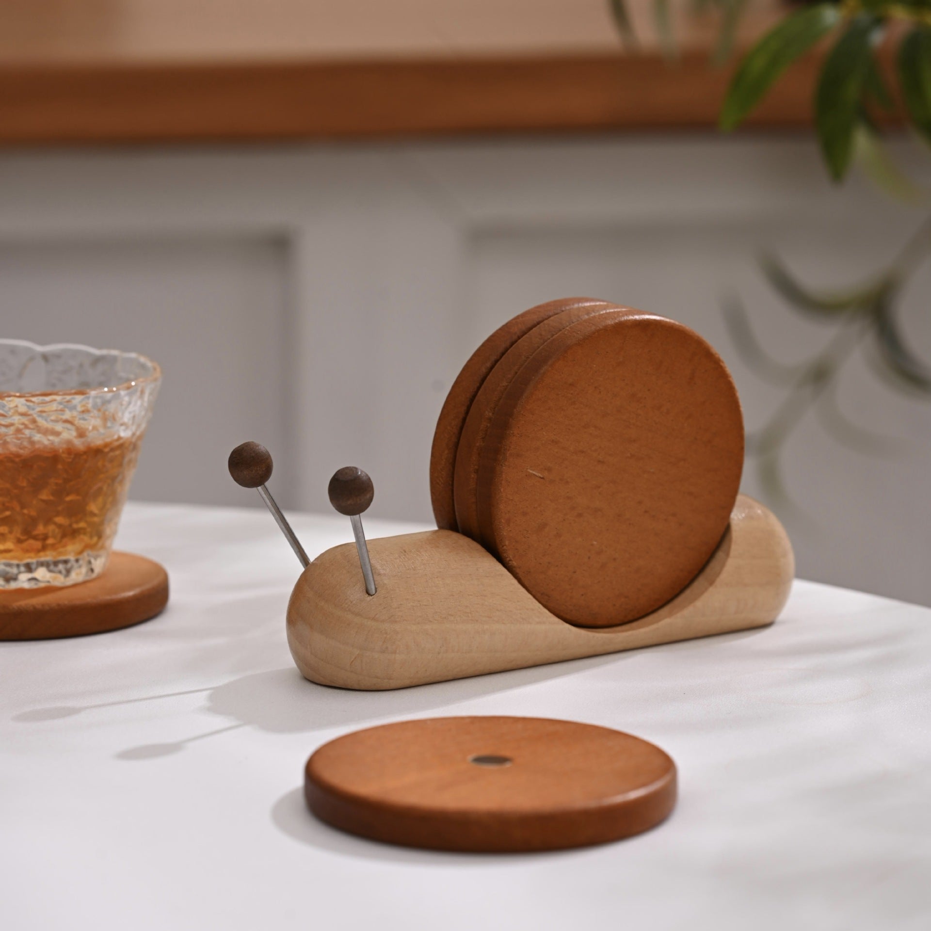 Creative Snail Solid Wood Coaster Set