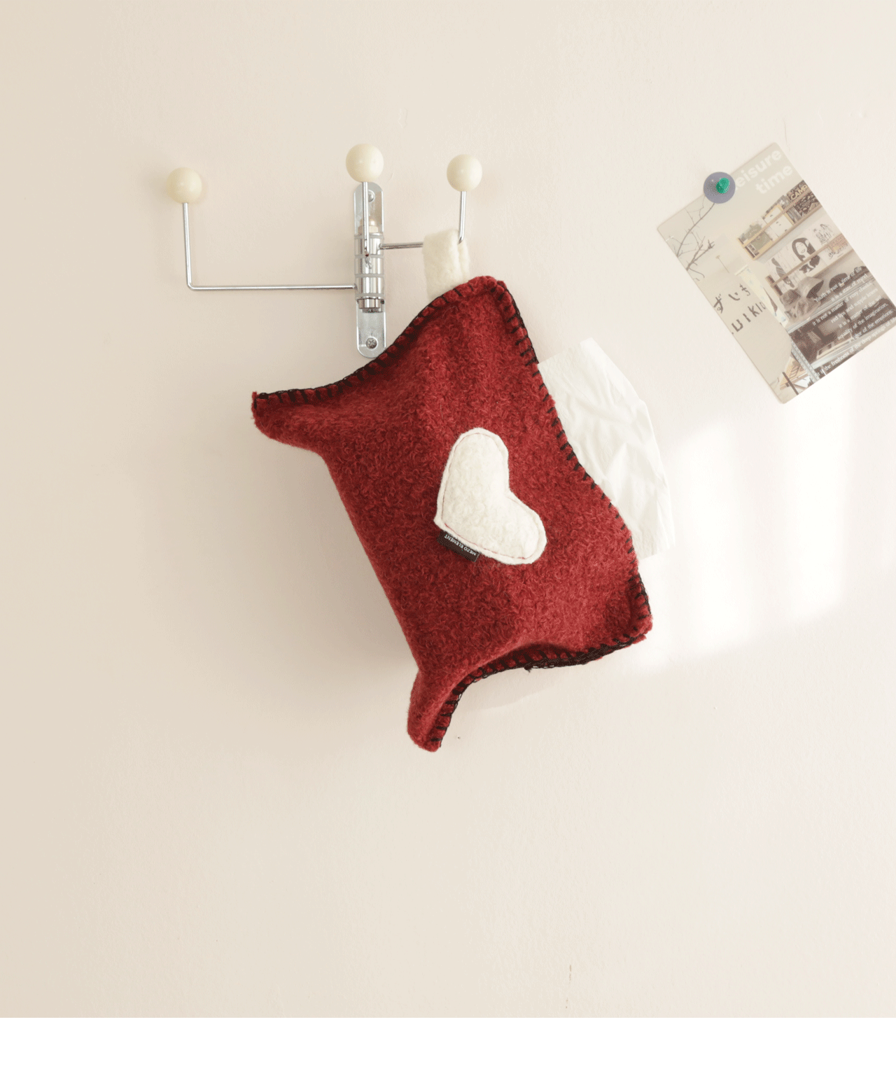 Fuzzy Heart-Shaped Tissue Box Cover - Red & White Color Options