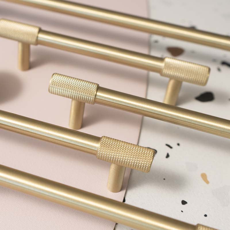 Ins brass handle