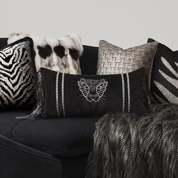 VogueDeco VogueDeco Leopard Pillow – Classic