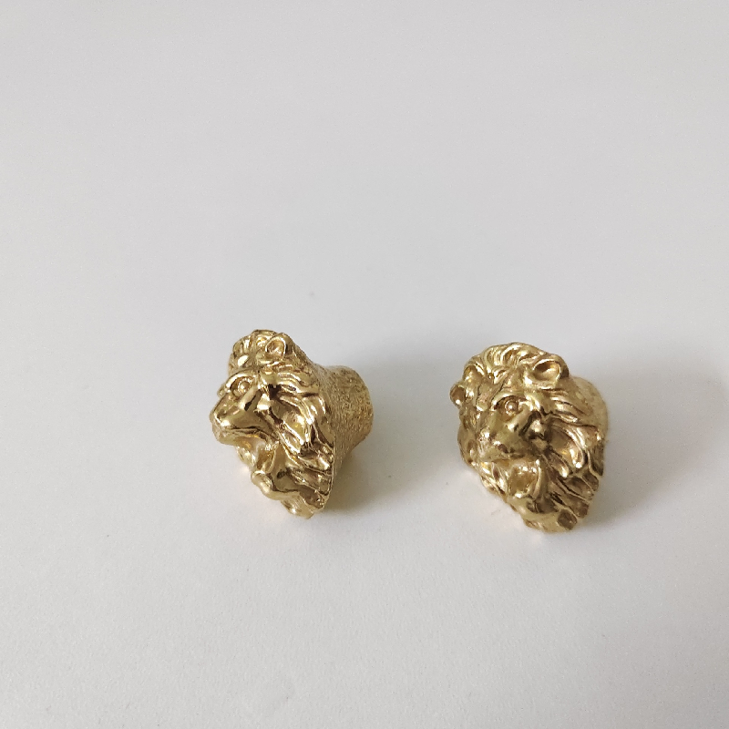 Brass lion head handle/handle